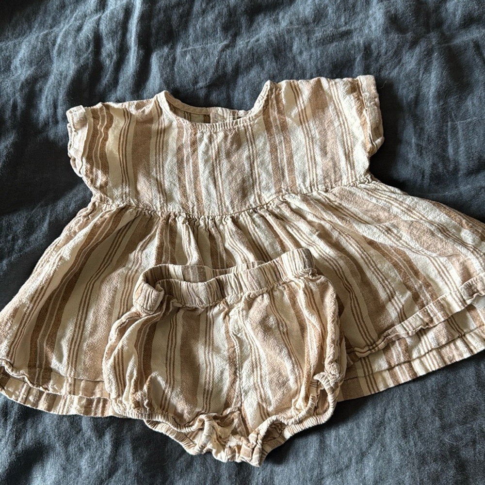 H&M Linen Set - Picture 3 of 4